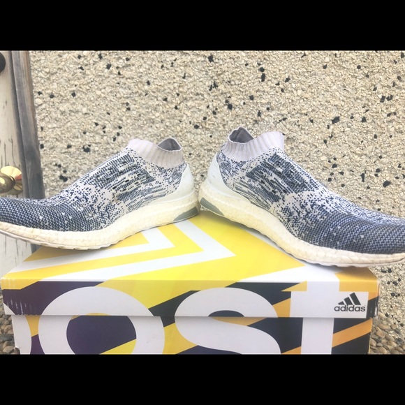 Ultra boost uncaged ‘Non-Dyed’ Oreo - Picture 3 of 5